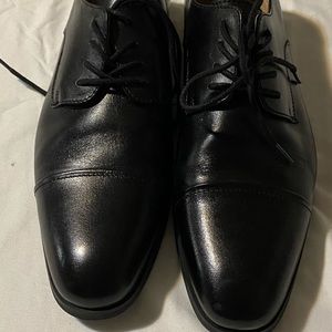Men’s dress shoes